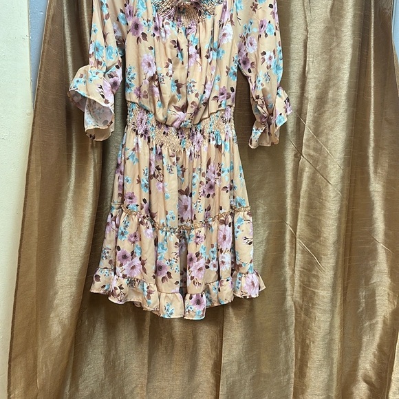 Floral Ruffle Dress - Picture 2 of 3